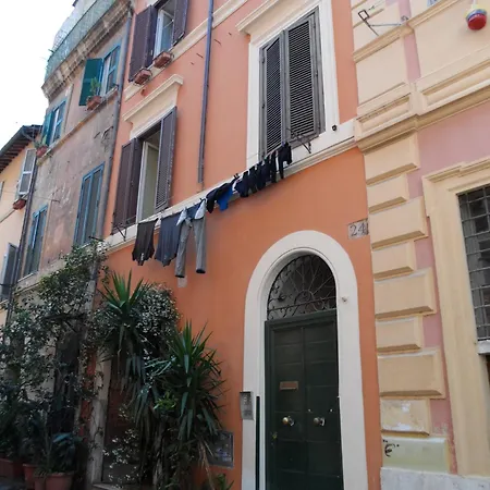 Apartment Trastevere Ohana Tra Vicoli E Sogni